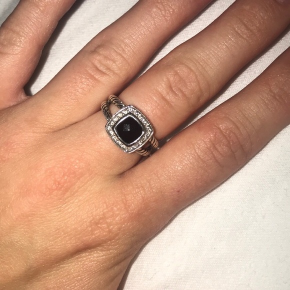 Petite Albion Ring Black Onyx & Diamond - Picture 2 of 7